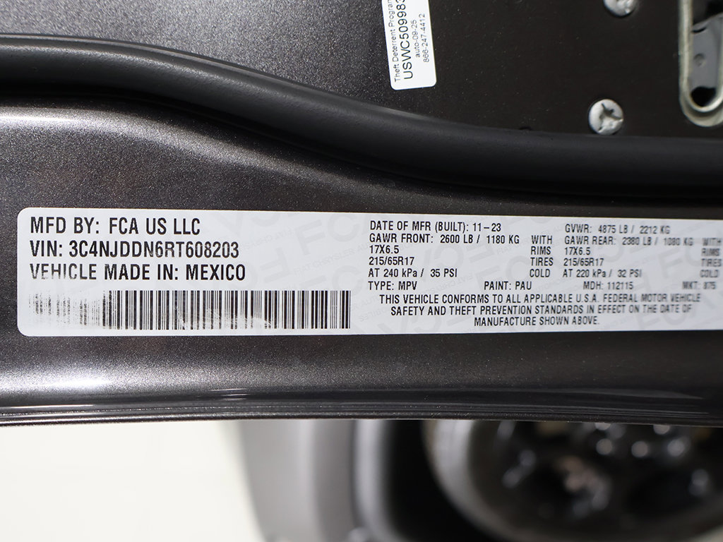 Used 2024 Jeep Compass Trailhawk AWD/4WD image 48