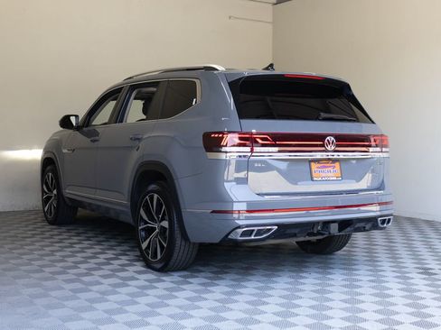 Used 2025 Volkswagen Atlas SEL Premium R-Line AWD/4WD image 15