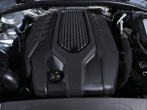 Certified 2024 Porsche Macan image 26