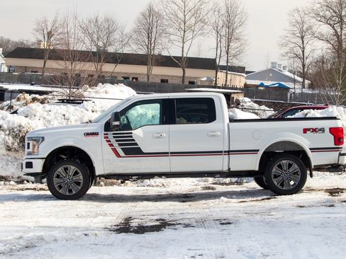 Used 2018 Ford F150 Lariat w/ Equipment Group 502A Luxury image 4