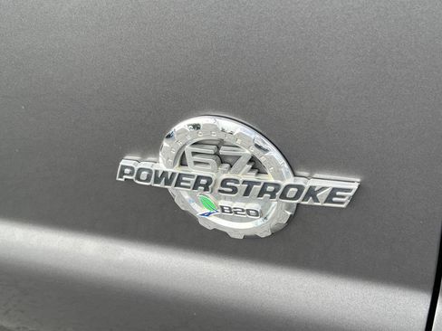 Used 2011 Ford F250 Lariat w/ Lariat Interior Pkg AWD/4WD image 10