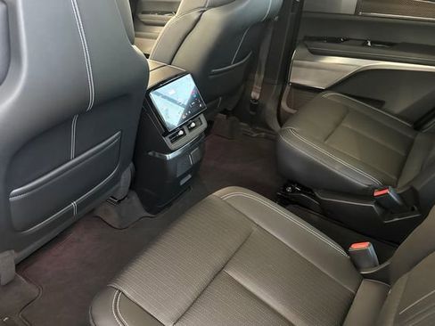 New 2026 Cadillac Vistiq Sport w/ LPO, Floor Liner Package image 12