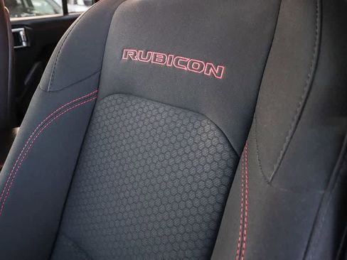Used 2020 Jeep Gladiator Rubicon image 27