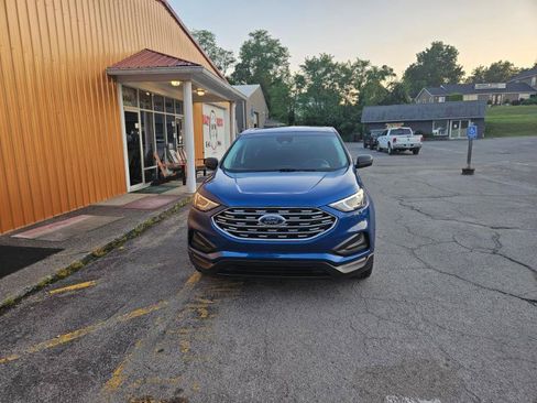 Used 2020 Ford Edge SE AWD/4WD image 3