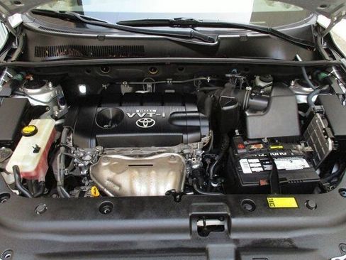 Used 2011 Toyota RAV4 2WD w/ Base L4 Extra Value Pkg image 16