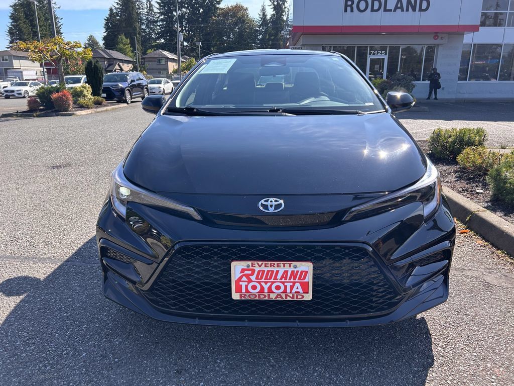 Certified 2026 Toyota Corolla SE w/ SE Package FWD image 8