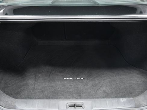 Used 2024 Nissan Sentra SV image 13