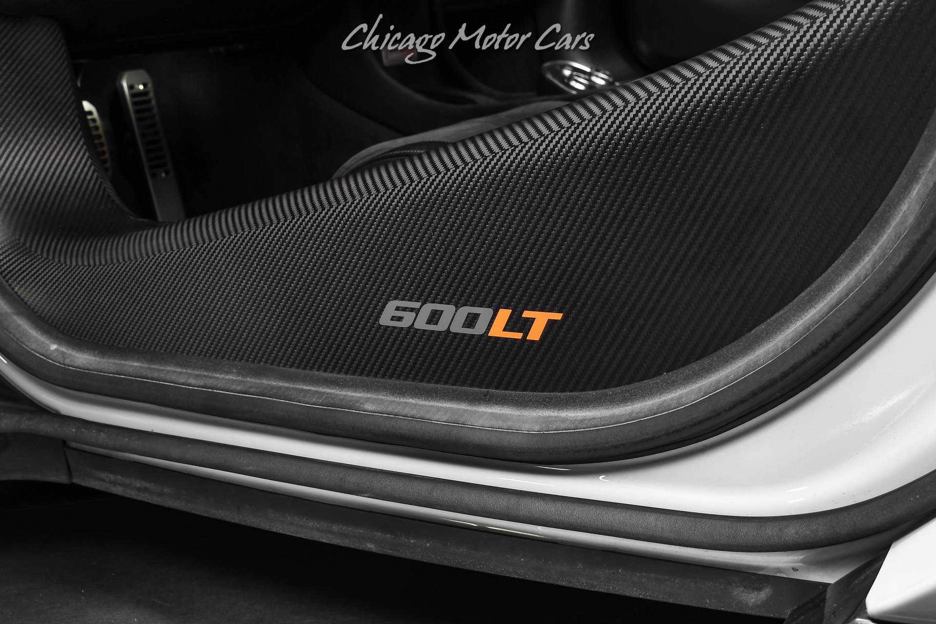 Used 2020 McLaren 600LT Spider RWD image 26
