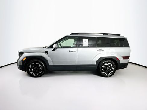 Used 2026 Hyundai Santa Fe SEL FWD image 4