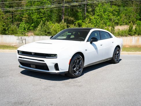 New 2026 Dodge Charger GT w/ Blacktop Package AWD/4WD image 10