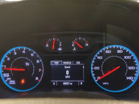 Used 2021 Chevrolet Traverse LS FWD image 23
