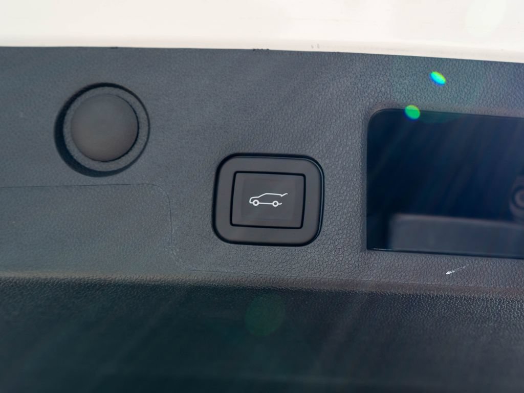 New 2026 GMC Terrain AT4 w/ Convenience Package III AWD/4WD image 32