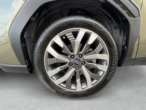Used 2025 Subaru Forester Touring AWD/4WD image 29