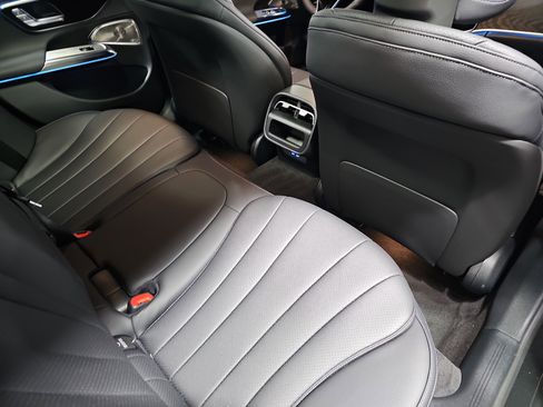 New 2026 Mercedes-Benz E 350 Sedan image 11