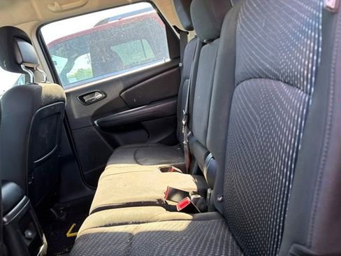 Used 2020 Dodge Journey SE w/ SE Popular Equipment Group FWD image 8