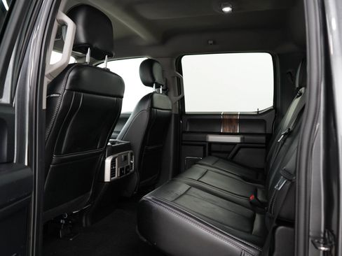 Used 2020 Ford F150 Lariat RWD image 17