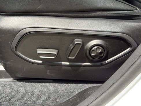 Certified 2023 Jeep Grand Cherokee Altitude AWD/4WD image 14
