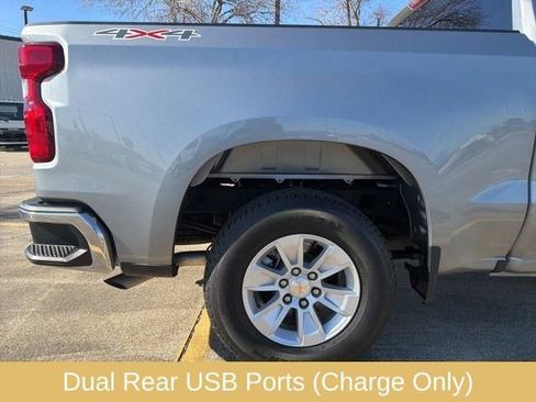 Used 2025 Chevrolet Silverado 1500 LT AWD/4WD image 10