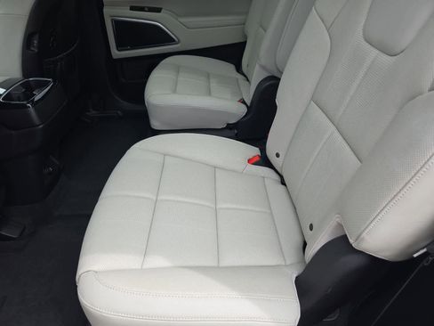 Used 2025 Kia Telluride SX image 18