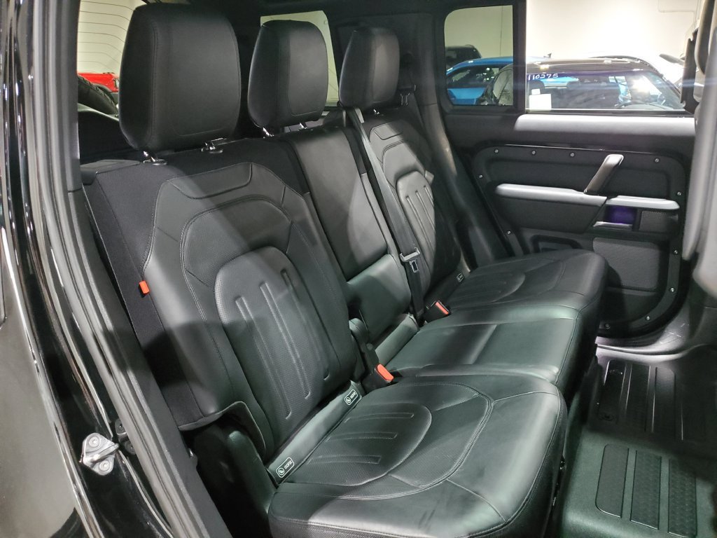 Used 2020 Land Rover Defender 110 X AWD/4WD image 20