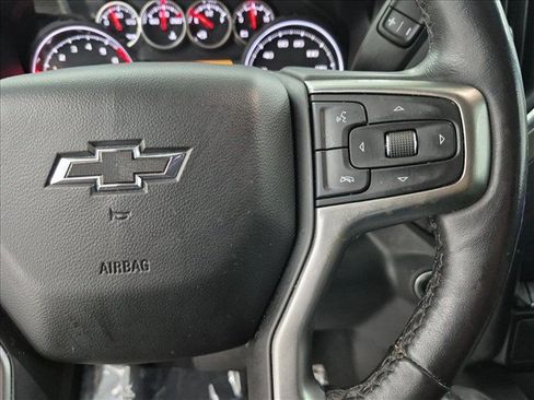 Used 2021 Chevrolet Silverado 1500 LT Trail Boss w/ Bed Protection Package AWD/4WD image 30