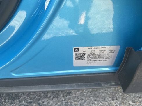 New 2027 Chevrolet Bolt LT w/ Comfort Package FWD image 36