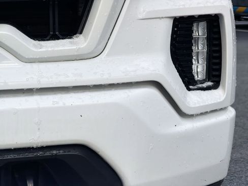 Used 2020 GMC Sierra 1500 Elevation w/ Elevation Value Package image 11