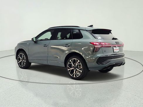 New 2026 Audi Q3 quattro 2.0T AWD/4WD image 7