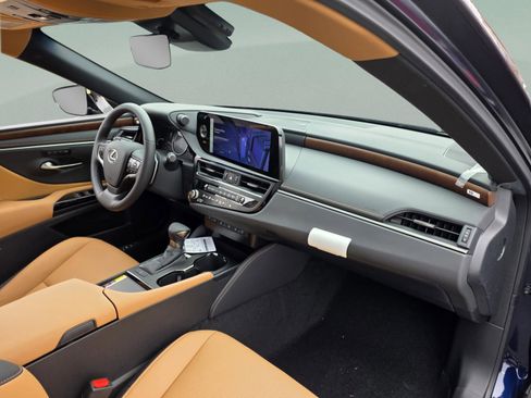 New 2025 Lexus ES 350 w/ Premium Package image 25