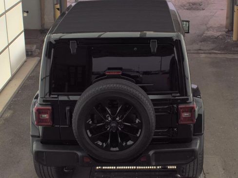 Used 2021 Jeep Wrangler Unlimited Sahara w/ Cold Weather Group image 5