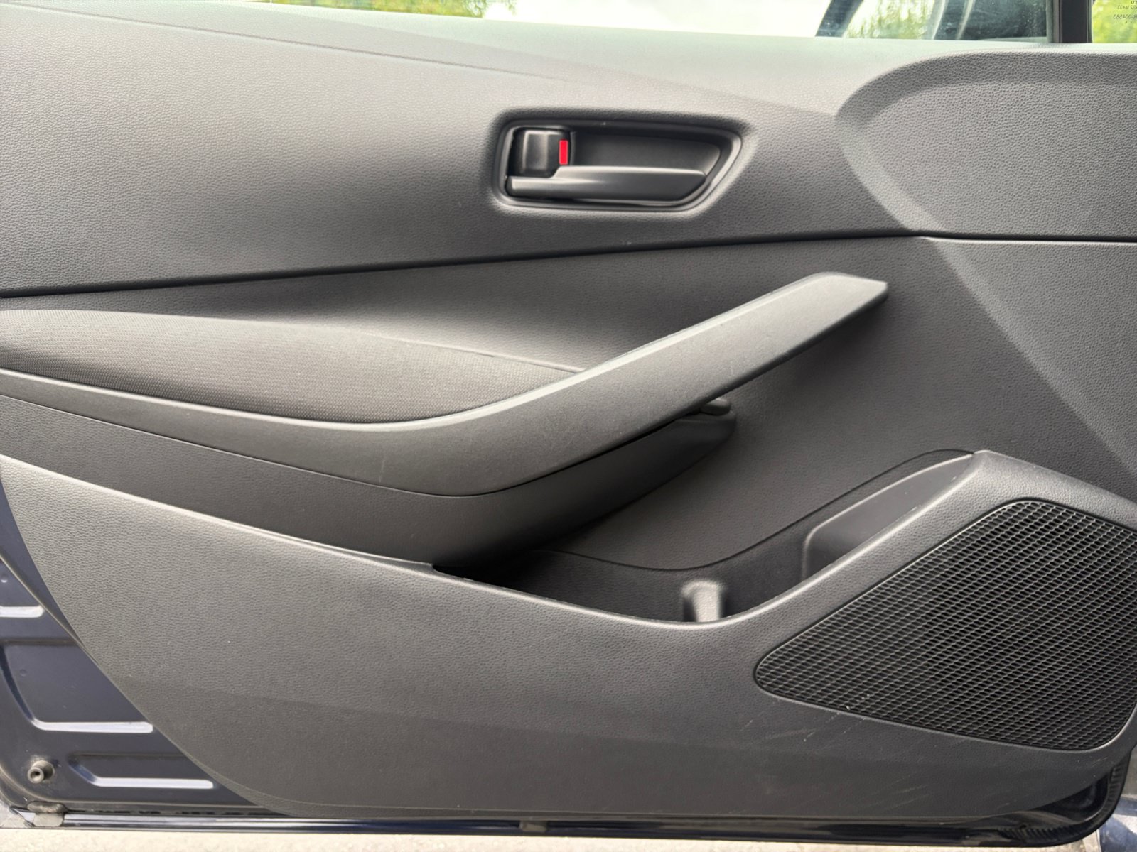 Used 2024 Toyota Corolla LE FWD image 9