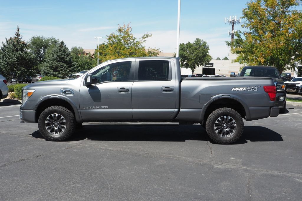 Used 2017 Nissan Titan PRO-4X AWD/4WD image 8