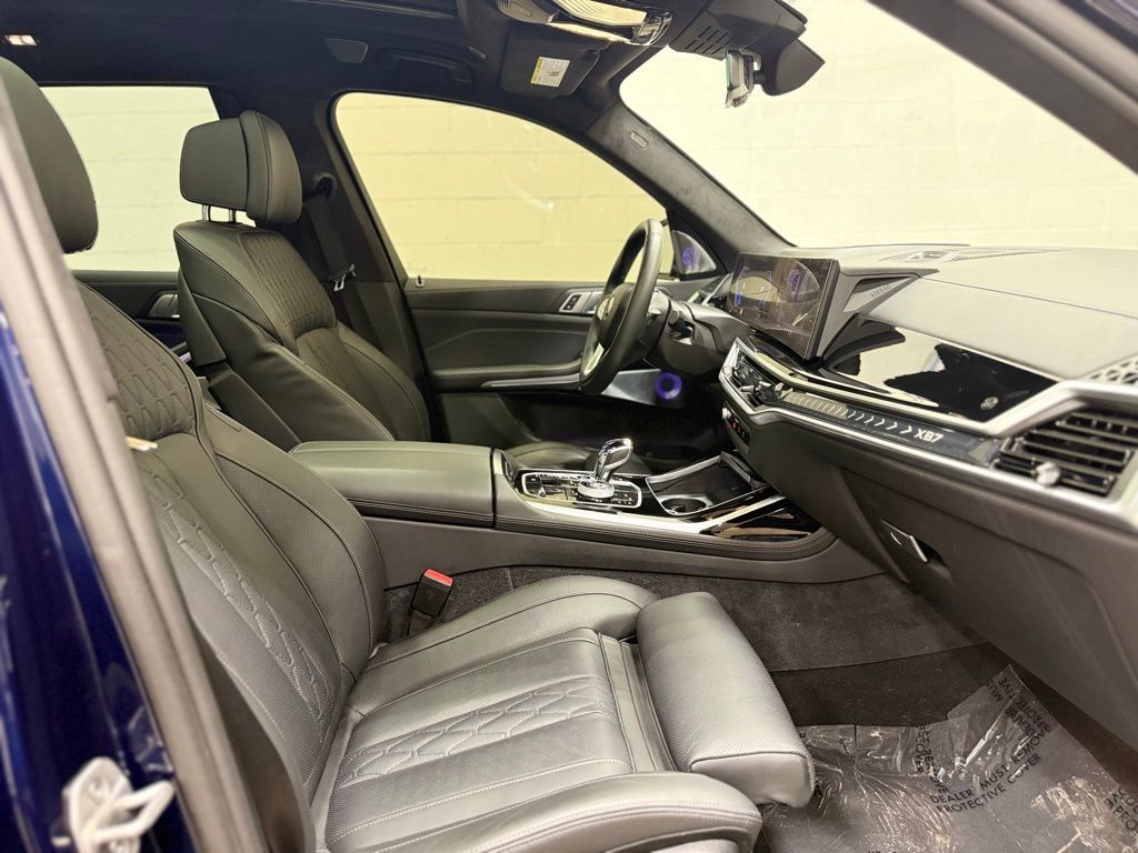 Used 2025 BMW ALPINA XB7 AWD/4WD image 63
