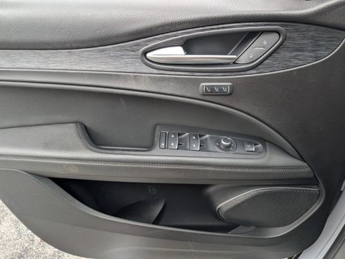 Used 2022 Alfa Romeo Stelvio Sprint image 38