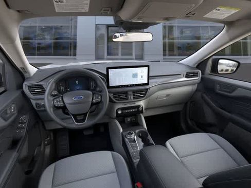 New 2025 Ford Escape Active w/ Tech Pack #1 AWD/4WD image 9