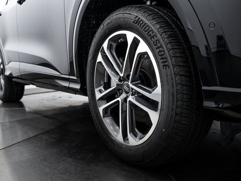 New 2025 Audi Q5 2.0T Premium image 19