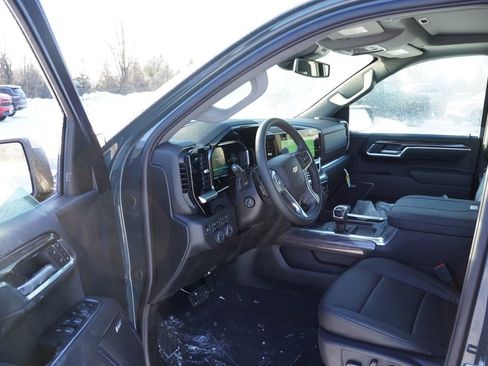 New 2026 Chevrolet Silverado 1500 LTZ w/ LTZ Premium Package image 10