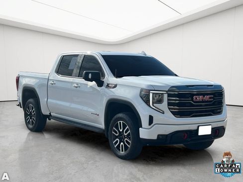 Used 2023 GMC Sierra 1500 AT4 w/ AT4 Premium Package AWD/4WD image 7
