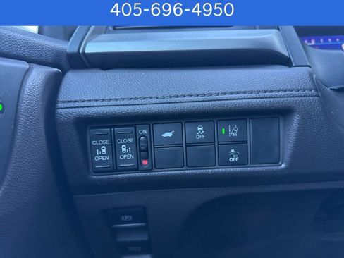 Used 2018 Honda Odyssey EX-L image 31