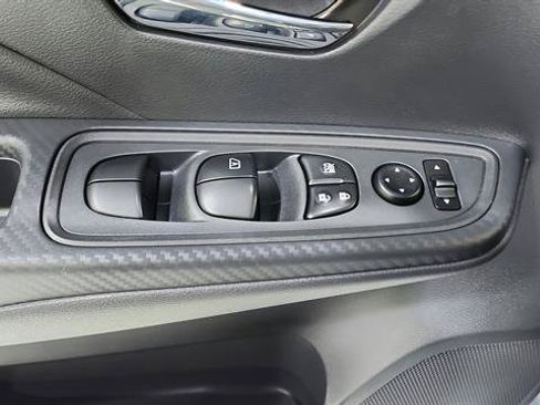 Certified 2025 Nissan Versa SV w/ Trunk Package FWD image 41