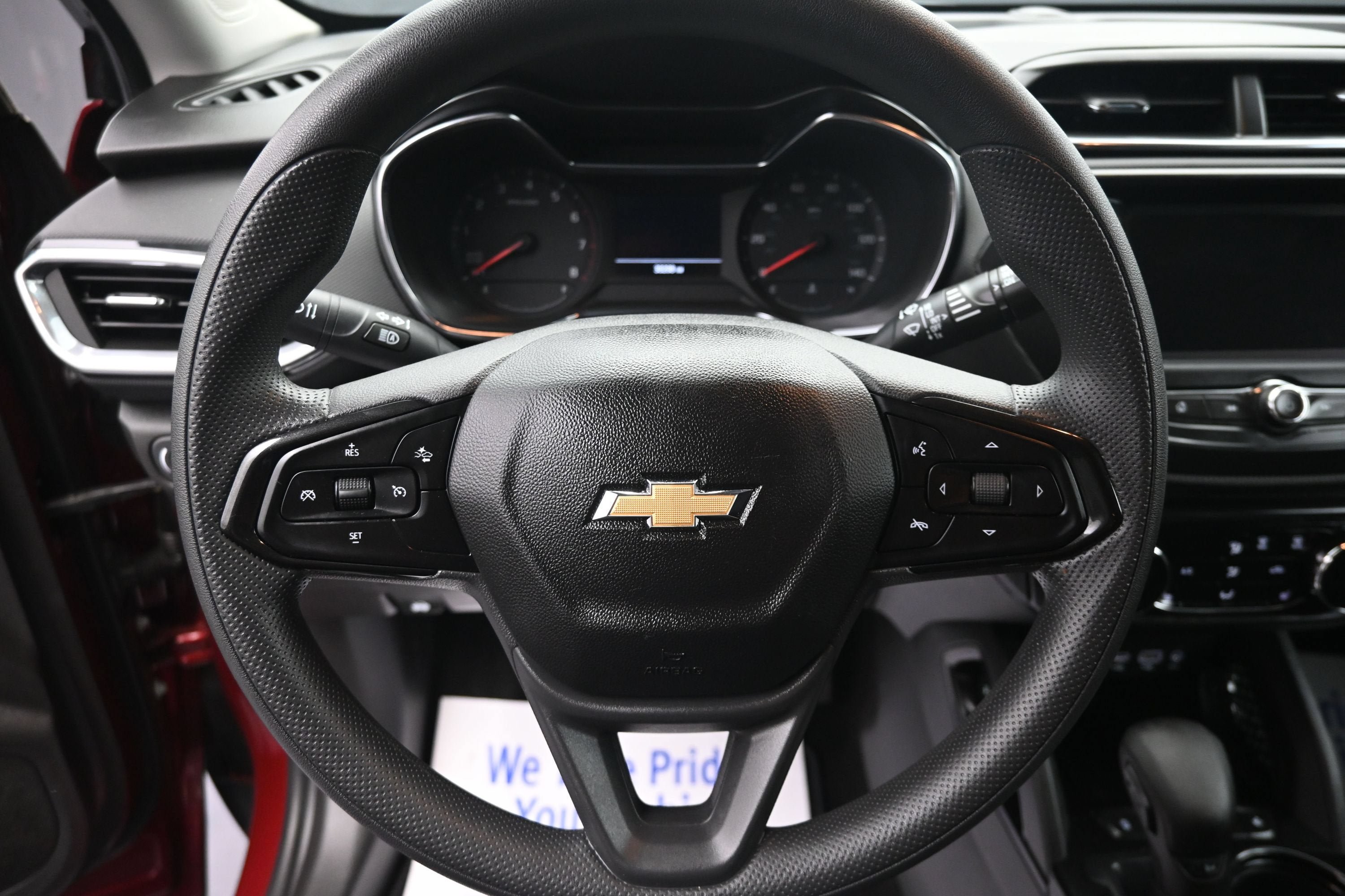 Used 2023 Chevrolet TrailBlazer LT FWD image 12