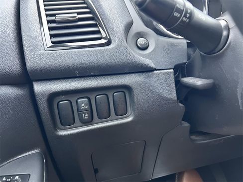 Used 2022 Mitsubishi Outlander Sport LE image 18