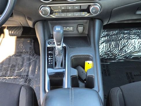Used 2024 Nissan Sentra SV image 24