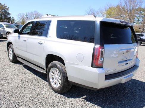 Used 2015 GMC Yukon XL SLT w/ Open Road Package image 10