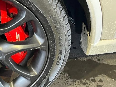 Used 2023 Dodge Durango R/T w/ Tow 'N Go Package AWD/4WD image 7