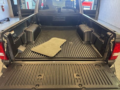 Used 2011 Ford Ranger XLT RWD image 27