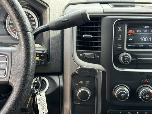 Used 2017 RAM 2500 Tradesman w/ Chrome Appearance Group AWD/4WD image 18