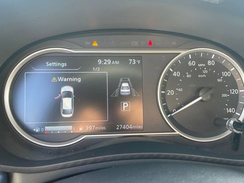 Used 2025 Nissan Versa SV image 38