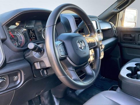 Used 2024 RAM 3500 Tradesman w/ Chrome Appearance Group image 14