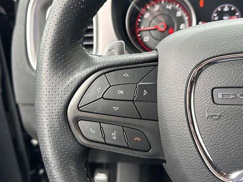 Used 2022 Dodge Charger R/T w/ Driver Convenience Group image 19